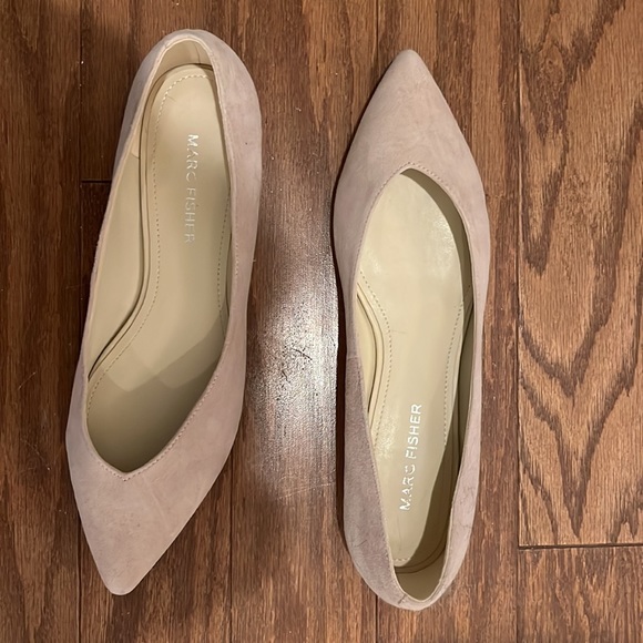 Marc Fisher Pointed Toe Ballet Flats - Picture 3 of 3